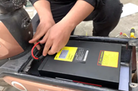 更换电瓶服务 更换电瓶服务