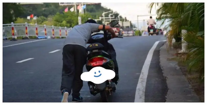 附近修电瓶车电话24小时服务_附近修电瓶上门维修电话_就近修电瓶车电话